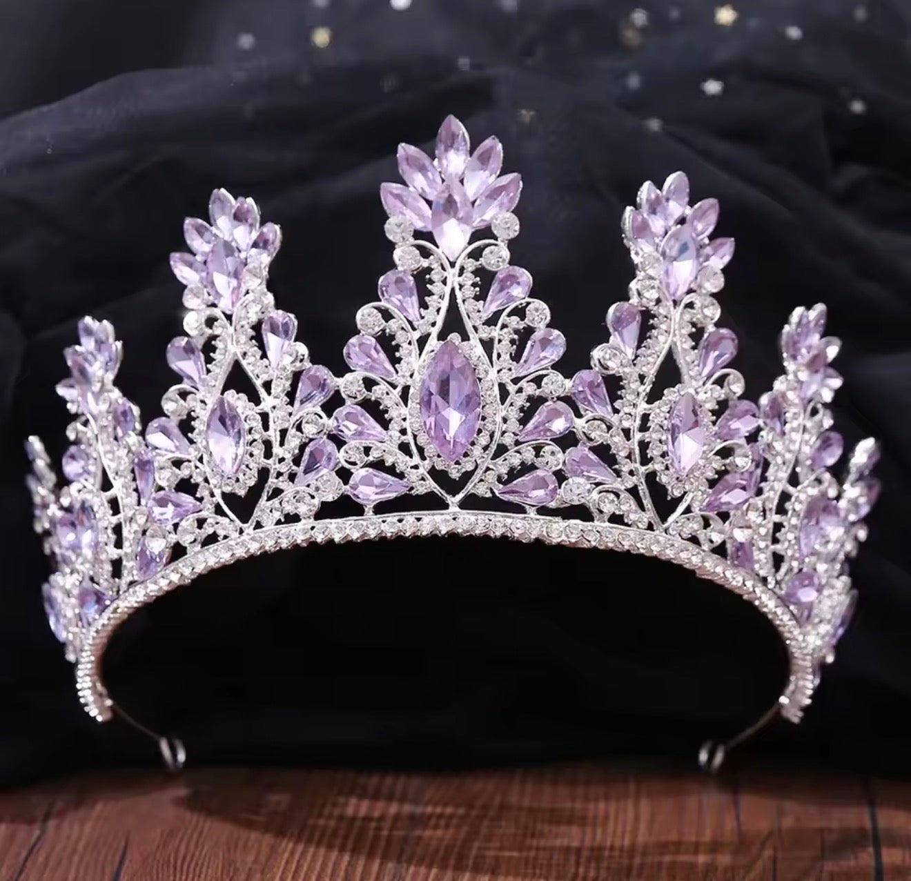 LC26057 | Lilac Silver II