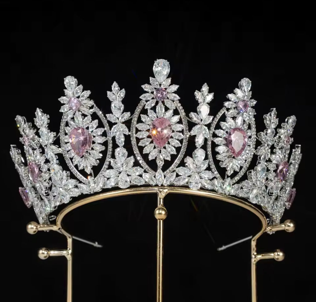 LC26096 | Zirconia Pink Silver Crown VII
