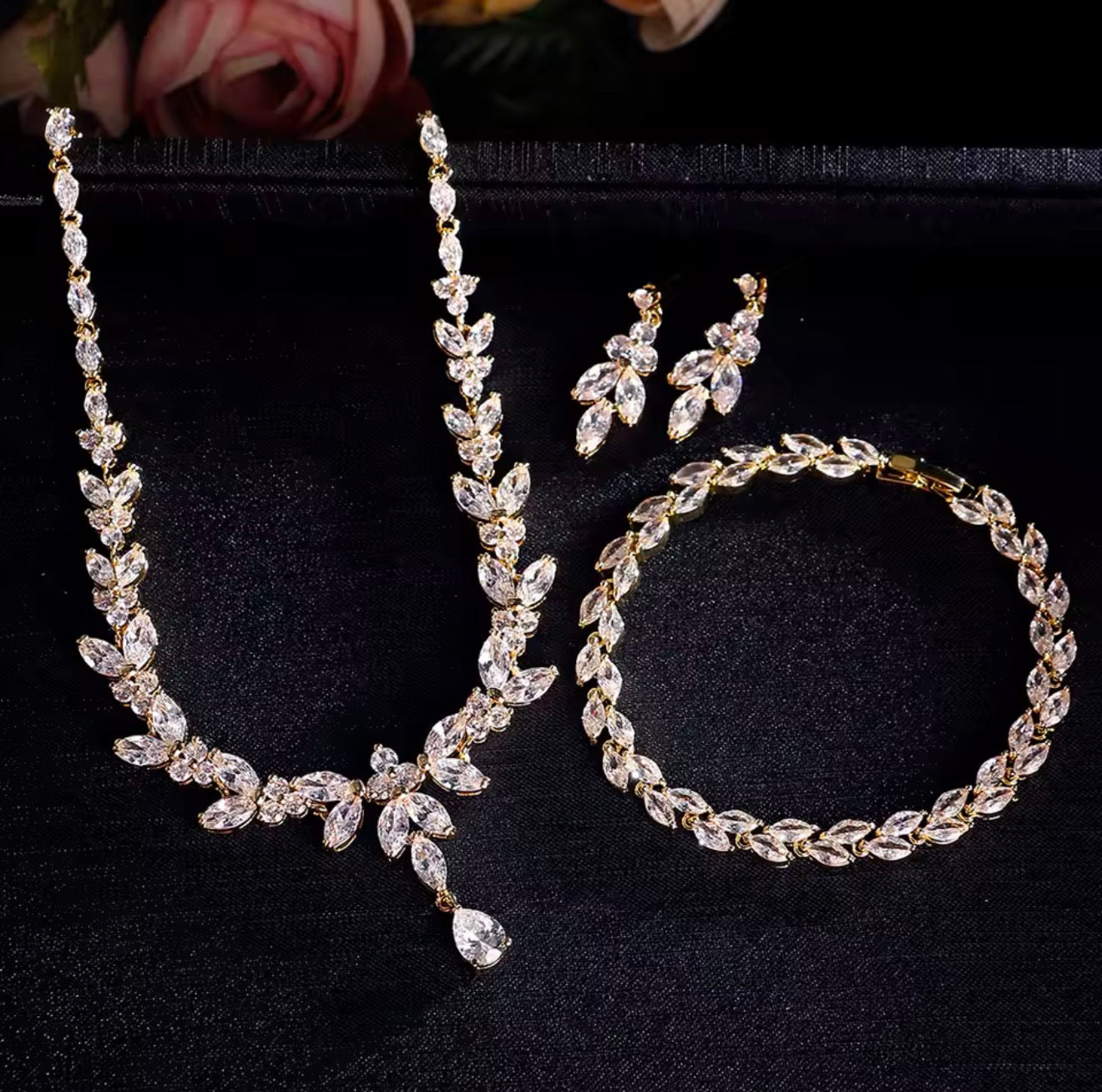 LC21113 | Zirconia Luxury Set 3 Piece