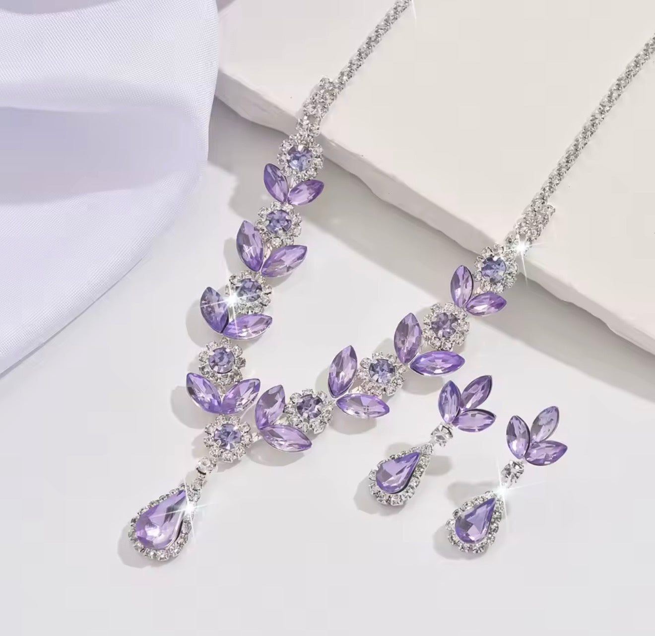 LC21127 |Lilac & Silver Jewelry Set