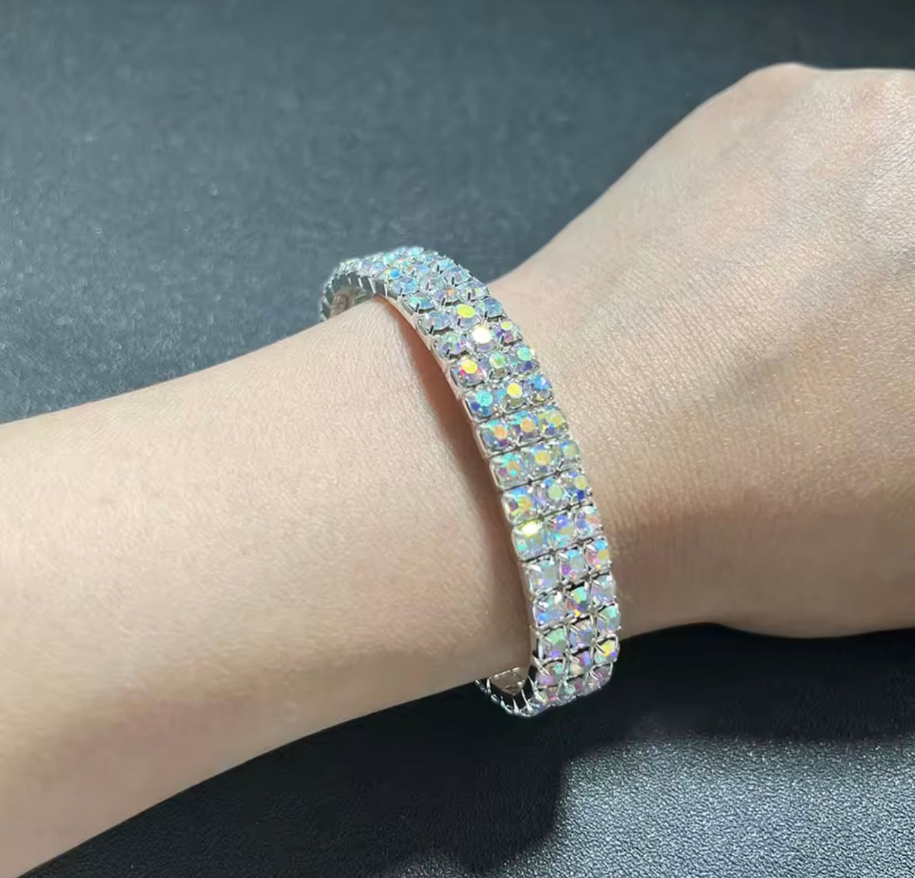 LC21120 | AB Bracelet